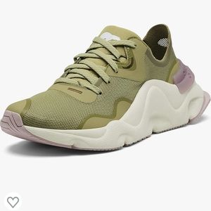 Sorel kinetic sneakers